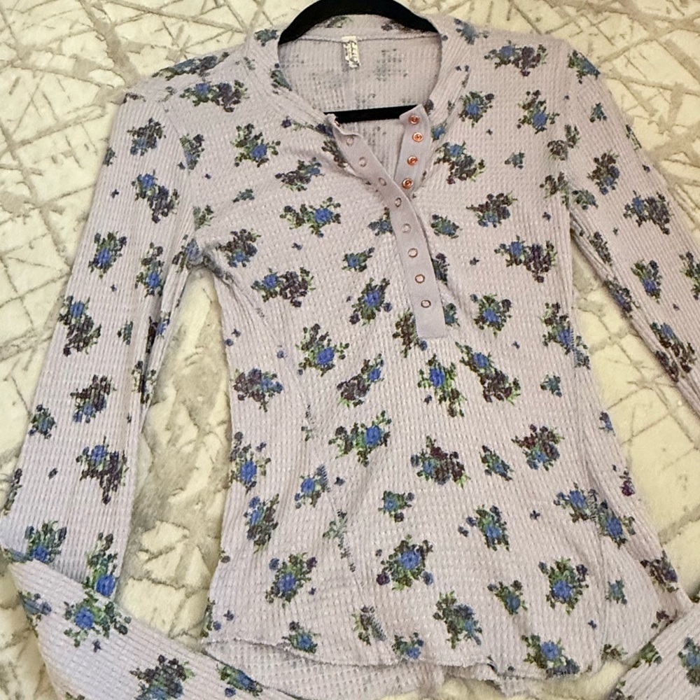 Free People Floral Thermal Snap Henley | Waffle Knit Long Sleeve Top | XS - Picture 6 of 10
